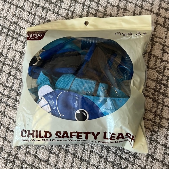 Lehoo Child Safety Leash - Picture 1 of 2